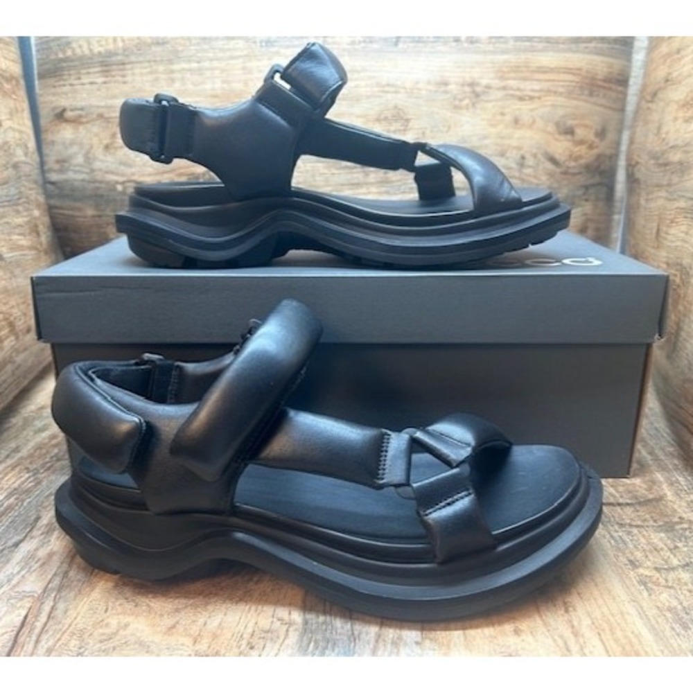 ECCO Women's Offroad Puffy Leather Cushioned Walking Sandals Black NIB - 8-8.5